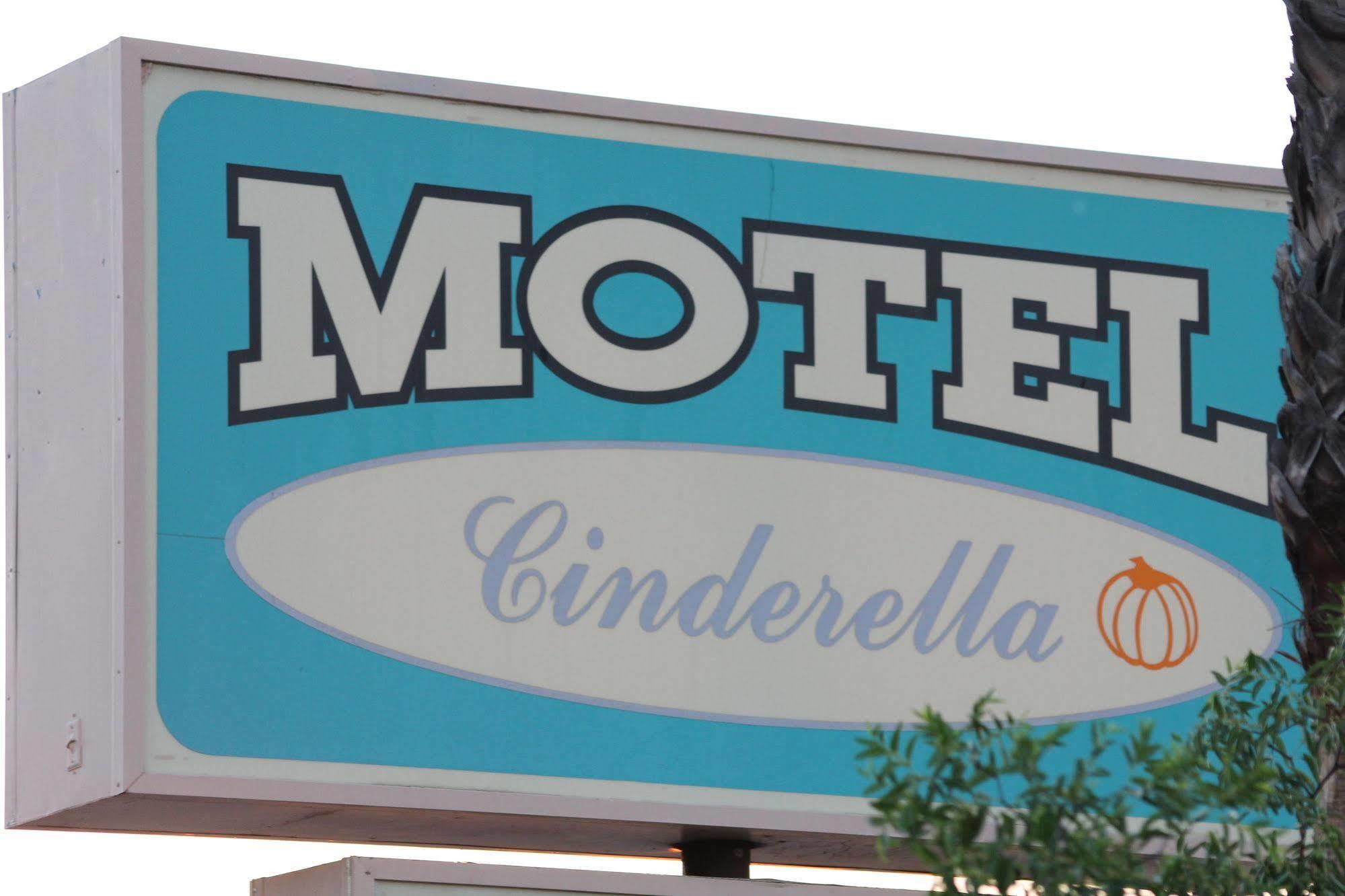 Cinderella Motel Wasco Zewnętrze zdjęcie