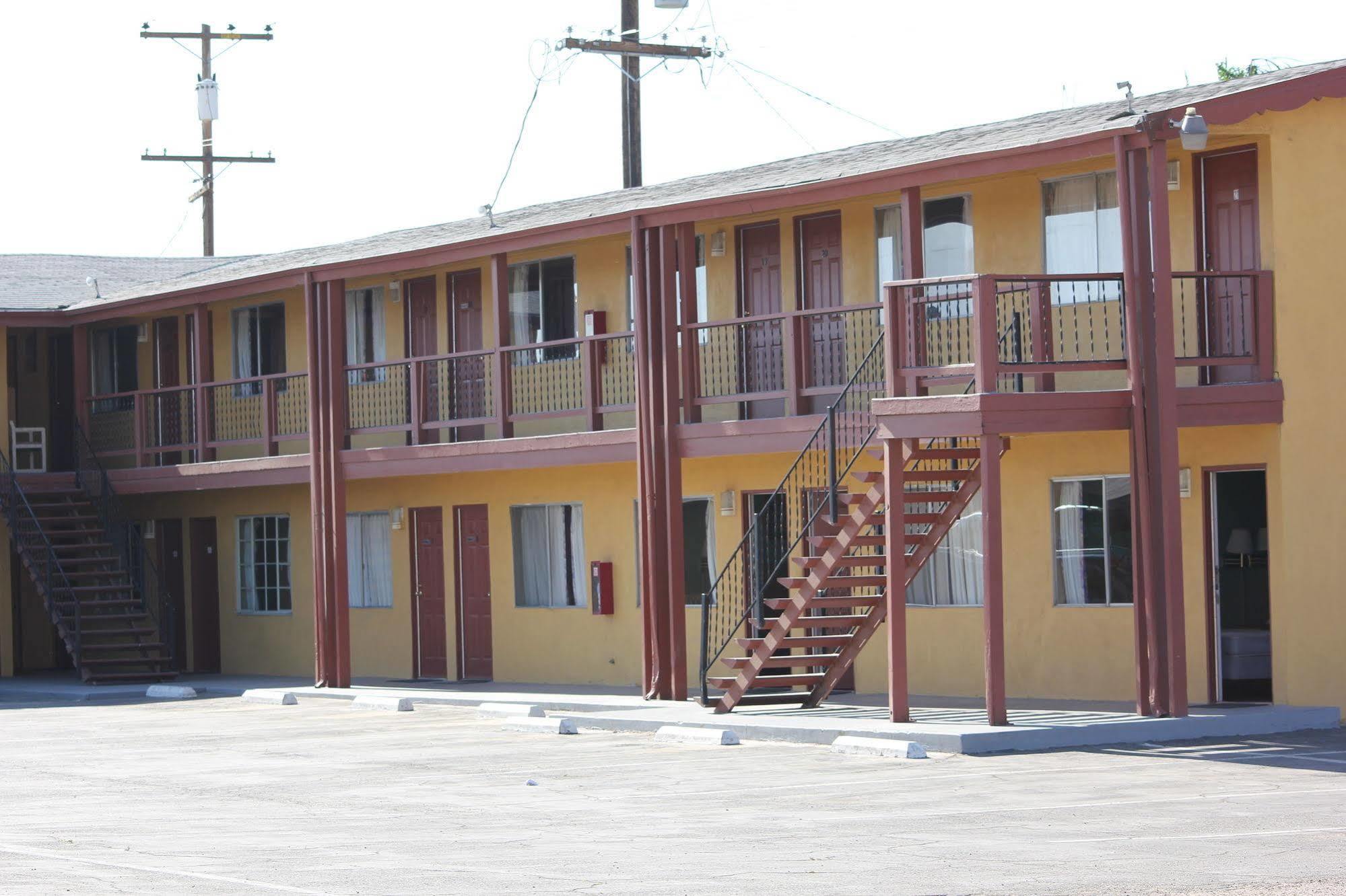 Cinderella Motel Wasco Zewnętrze zdjęcie